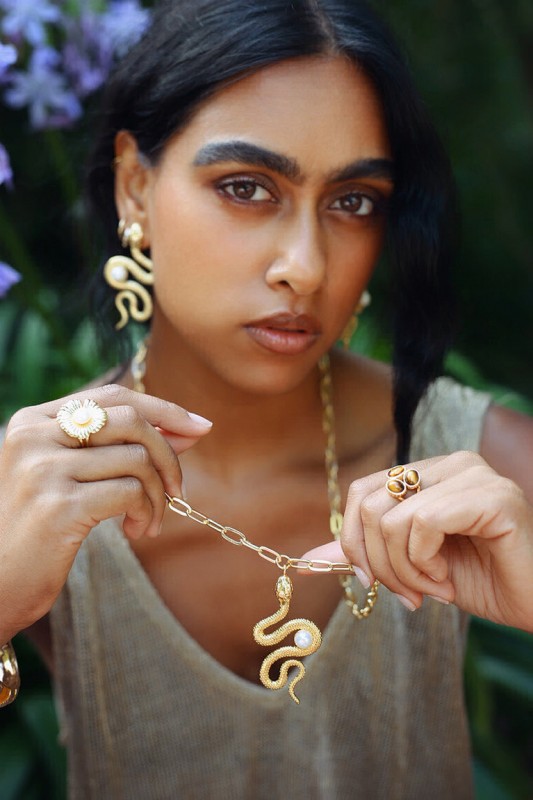 Sautoir serpent de chez Argelouse